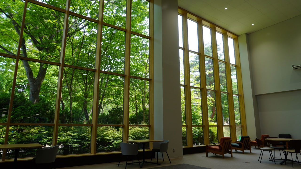 図書館のエントランスホール